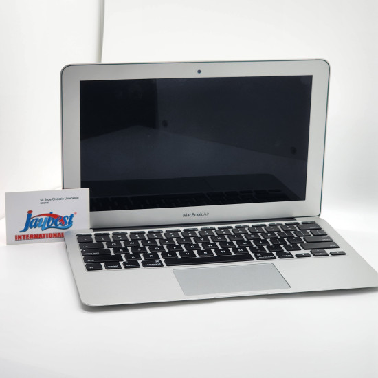 UK Premium Used: Apple MacBook Air 2013 – Core i5 – 4GB Ram -128GB SSD – Keyboard Light – A1465