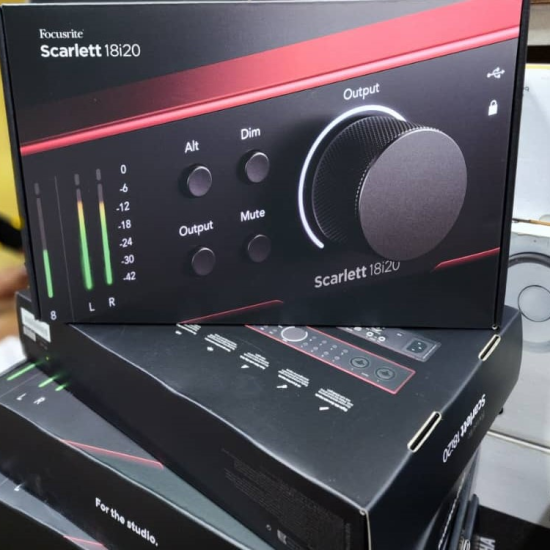 Focusrite Scarlett 18i20 4th Gen USB Audio Interface, for Multitrack Recording, Music Production and Podcasting